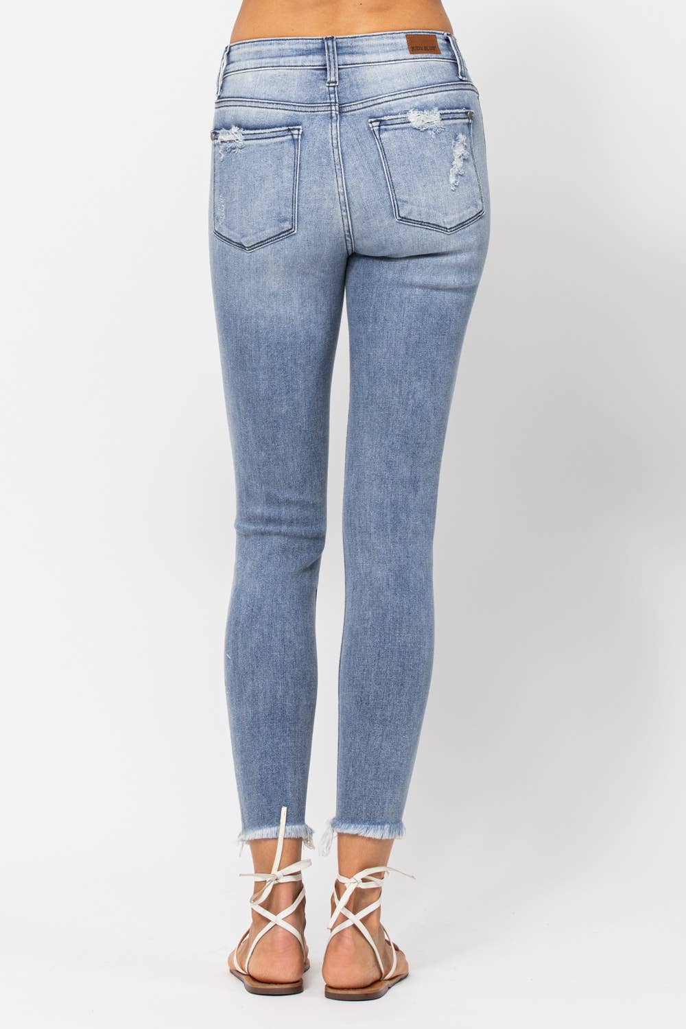 MID-RISE SKINNY DESTROYED