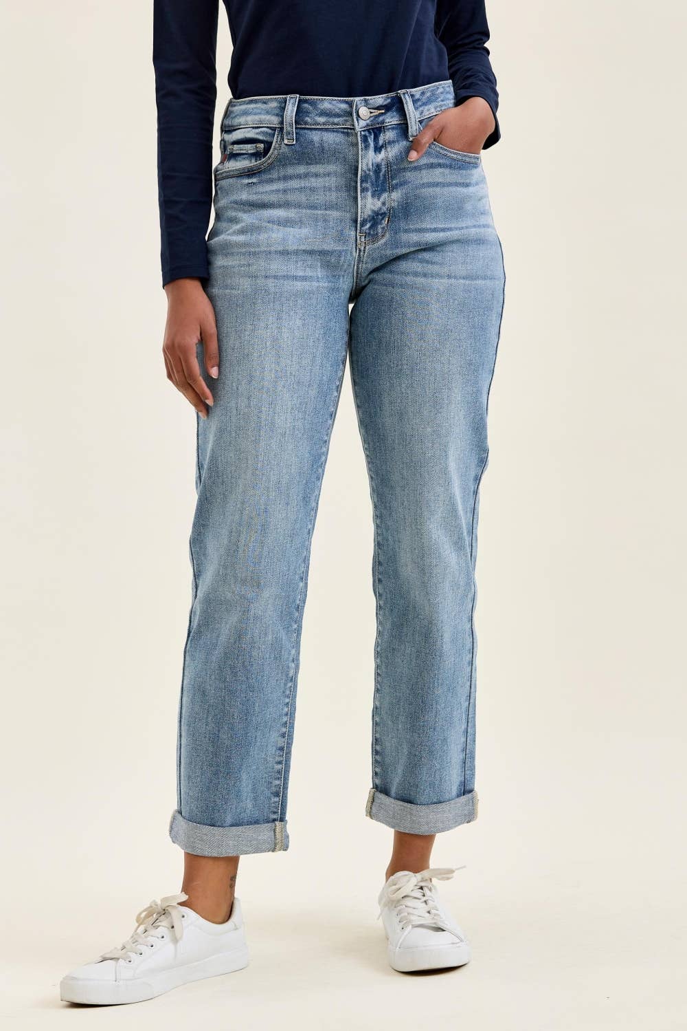 Judy Blue Jeans- MR "BILLIE" Boyfriend LT Light Iced Indigo
