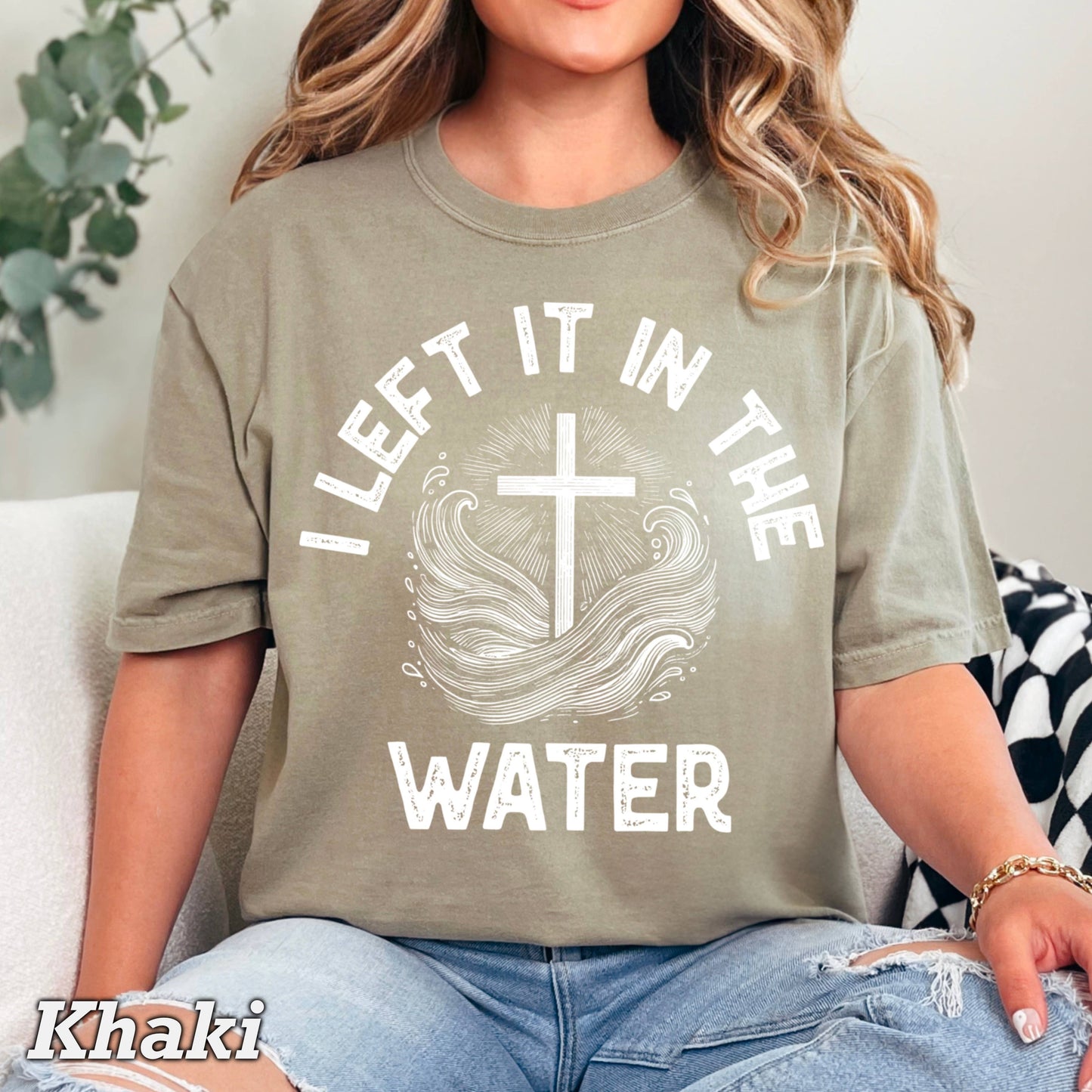 I Left It In The Water Christian Graphic Tee| Comfort Colors