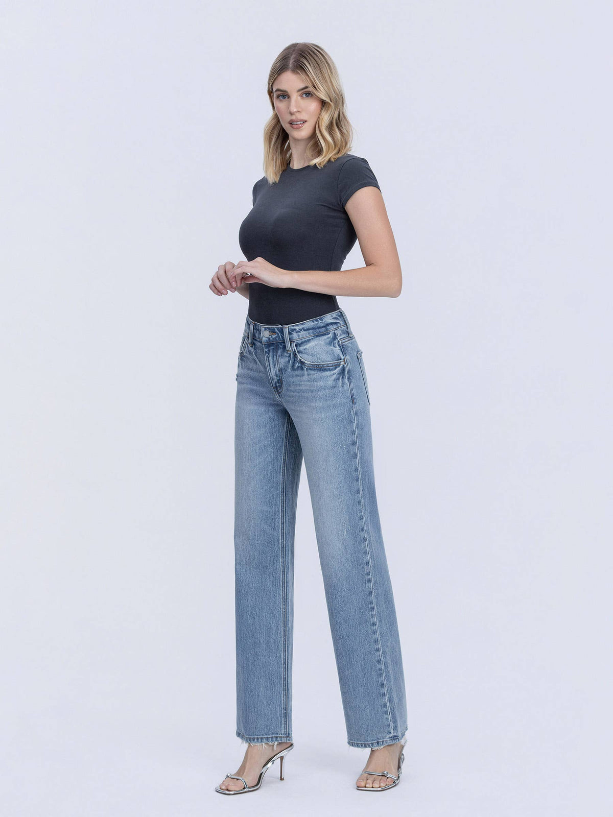 MID RISE MEDIUM LIGHT SLIM WIDE JEANS T6991