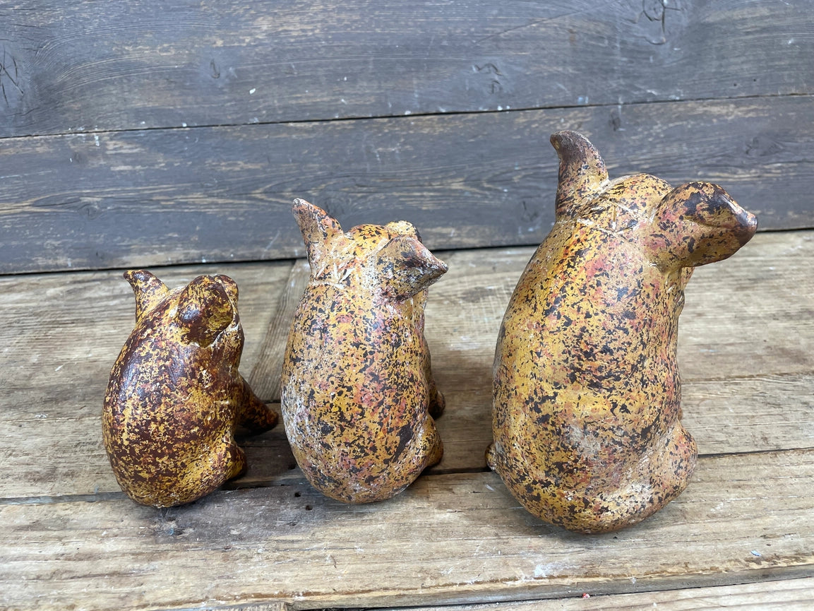 Handmade Set of three pigs