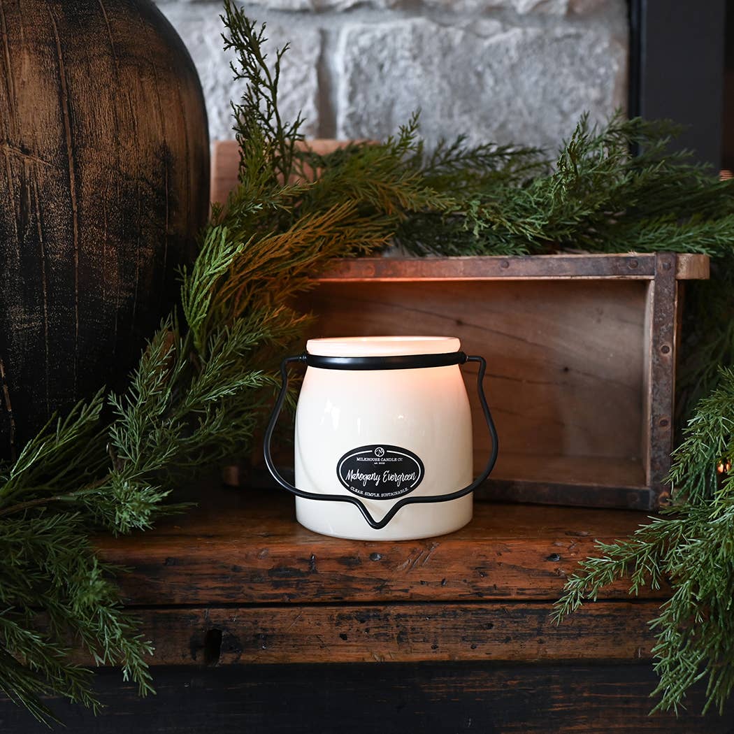 16 oz Butter Jar Candle: Mahogany Evergreen