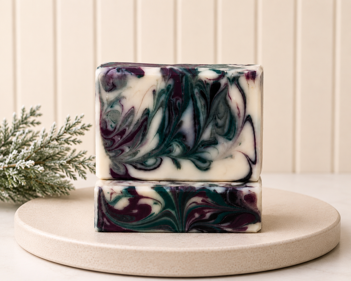 Mulberry Frost Soap – Sparkling Mulberry & White Amber